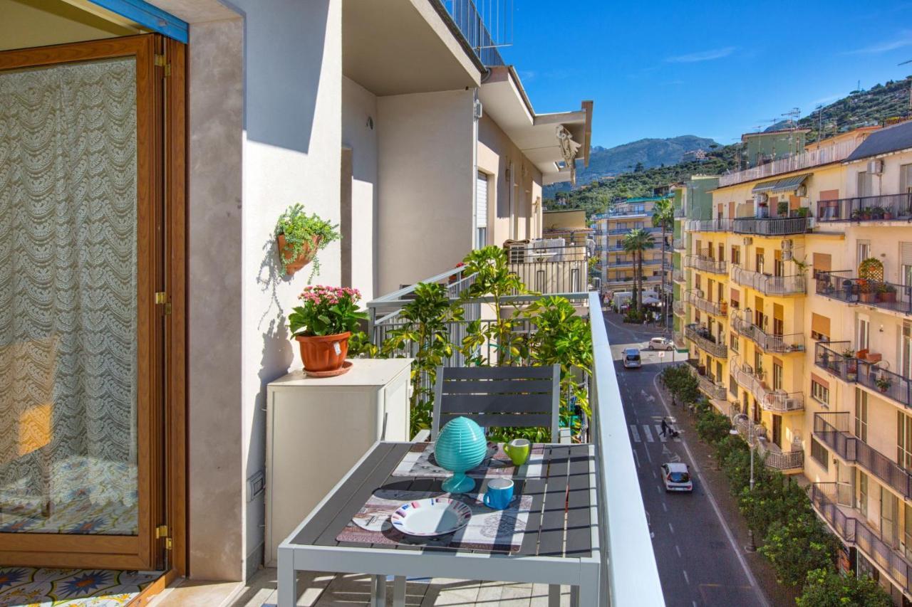 Clio Sorrento Apartment ภายนอก รูปภาพ